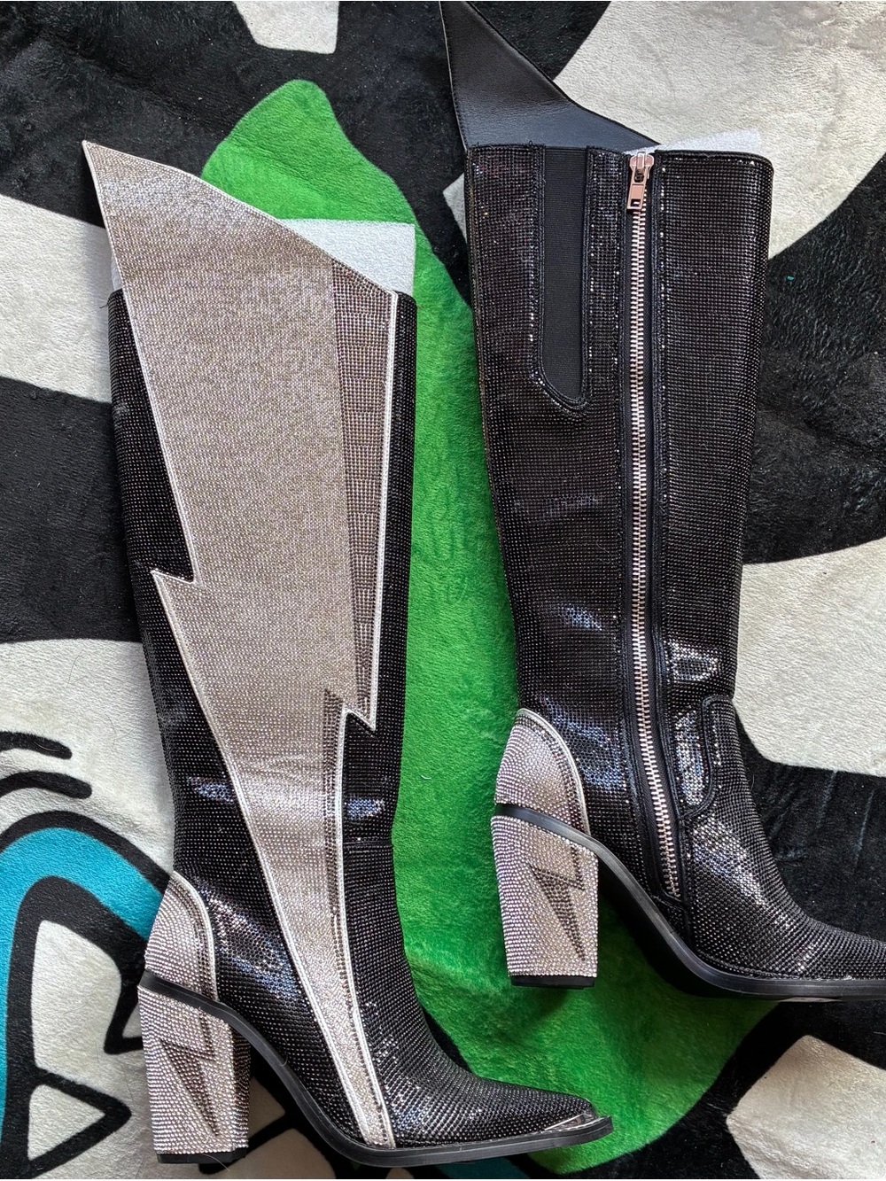 Rare sold out club exx lightning bolt boots size 8 dolls kill NWOB